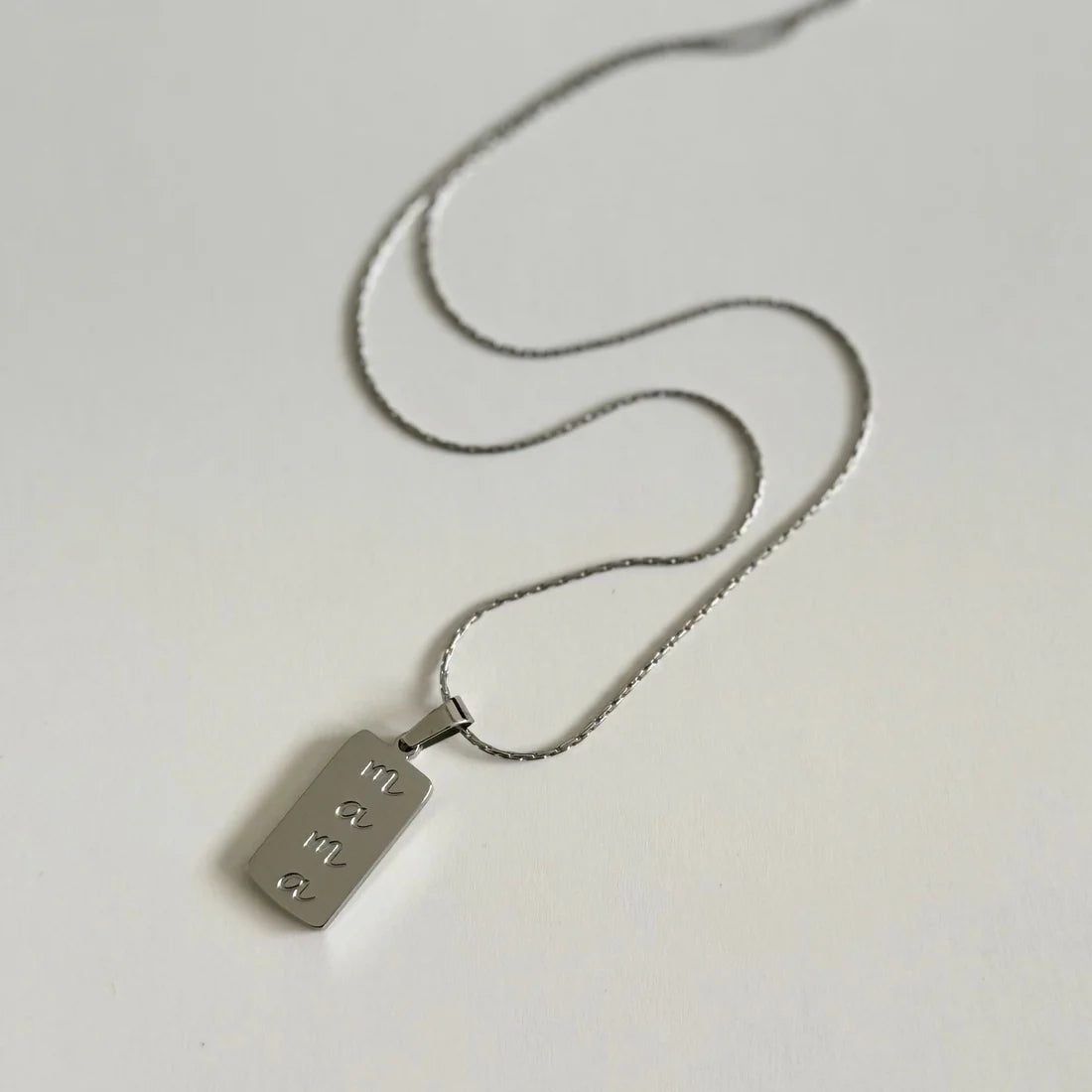 Mama Necklace