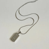 Mama Necklace