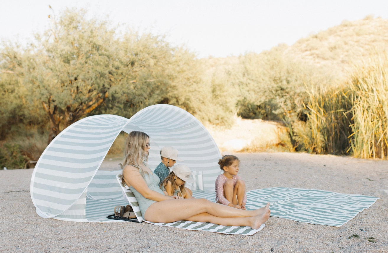 Beach Pop-Up Tent