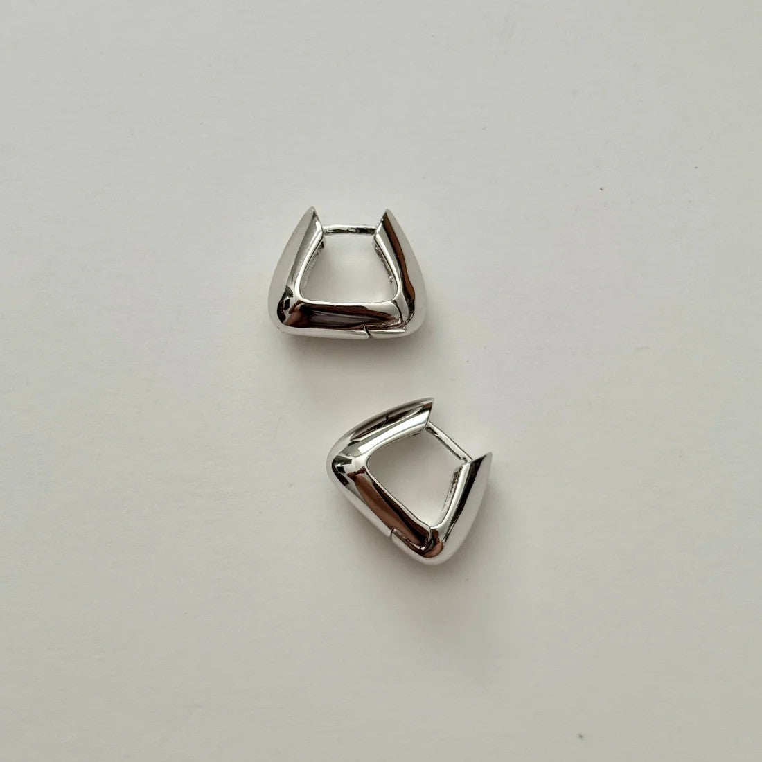 Pyramid Hoops - Small Silver