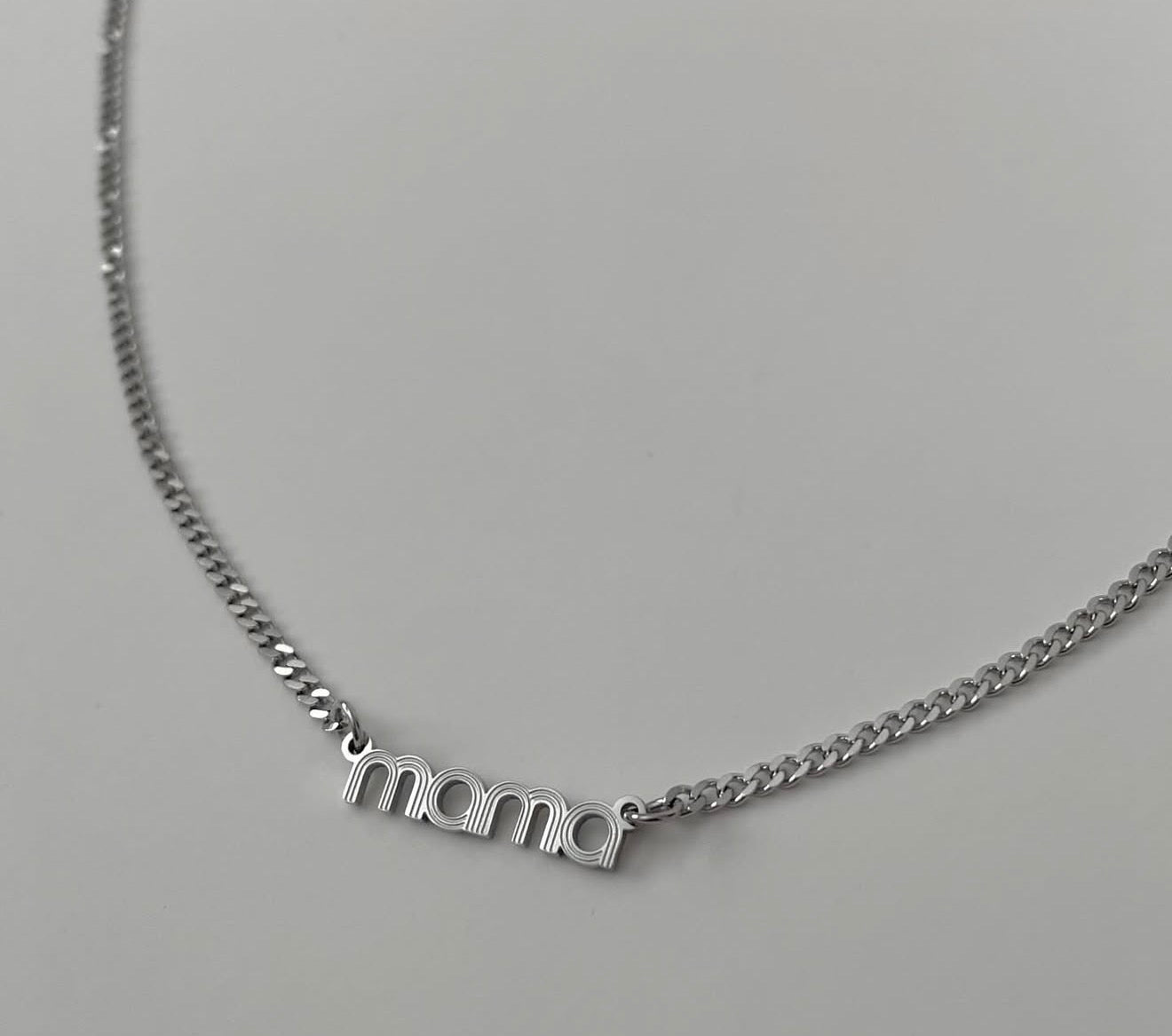 Mama Necklace 2.0